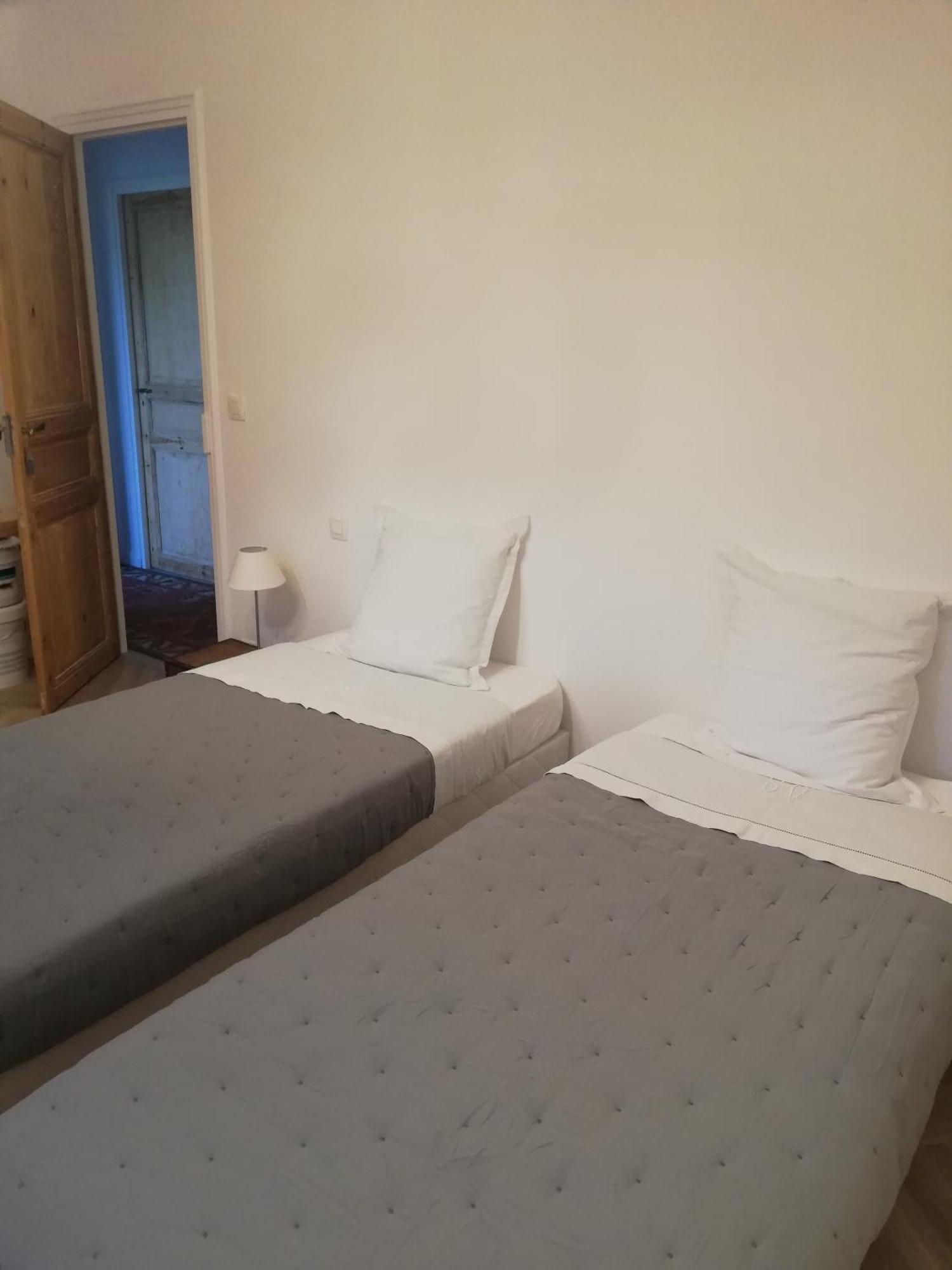 Les 3 Platanes Bed & Breakfast Conilhac-Corbières Dış mekan fotoğraf